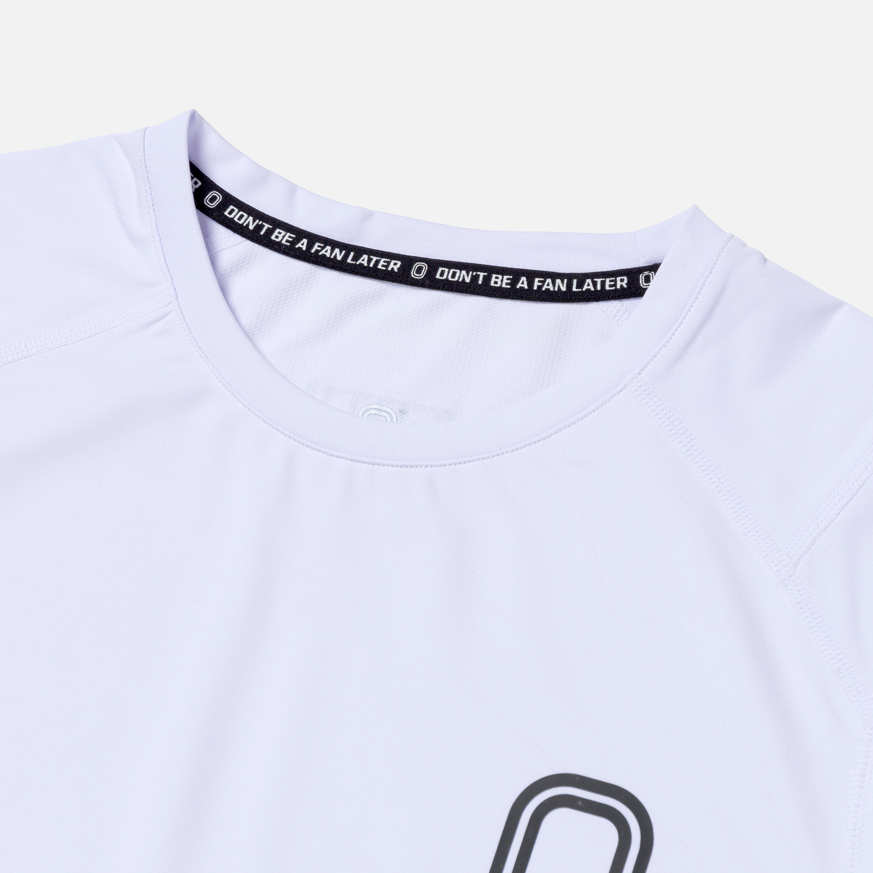 Valid Sleeveless Compression Tee