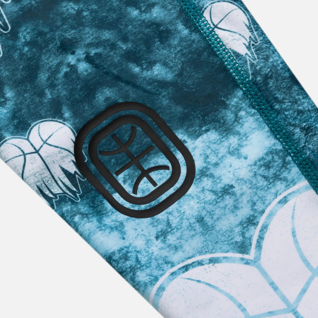 Cold Hearts Valid 1/2 Compression Hearts Tights